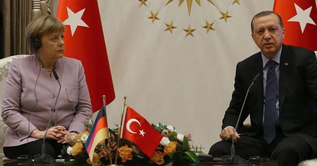 الرئيس التركي رجب طيب أردوغان والمستشارة الألمانية ميركل